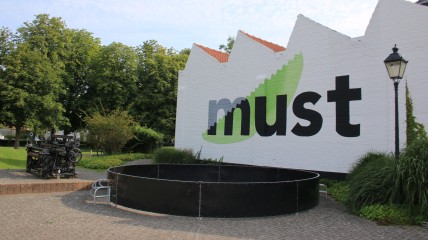 Bezoek aan het  Must (Museum voor textiel) te Ronse